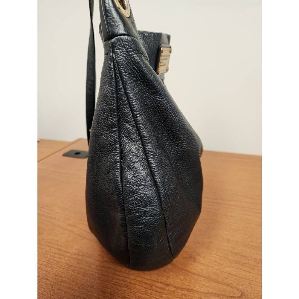 Marc By Marc Jacob's Black Leather hobo bag with Goldtone Hardware shoulder bag - Picture 9 of 10